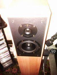 KEF 